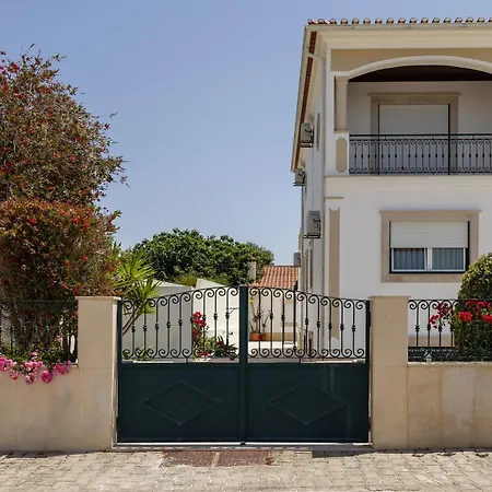 Casa de Férias Cantinho Da Baleia *